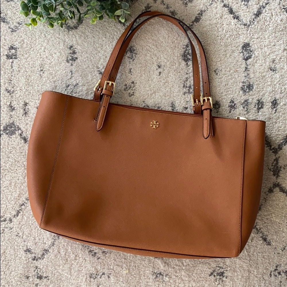 Torch Burch York Buckle Tote